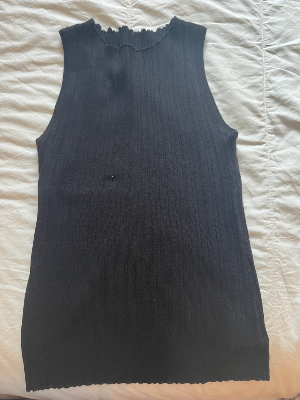 Commense Black Ribbed Stretch Tank